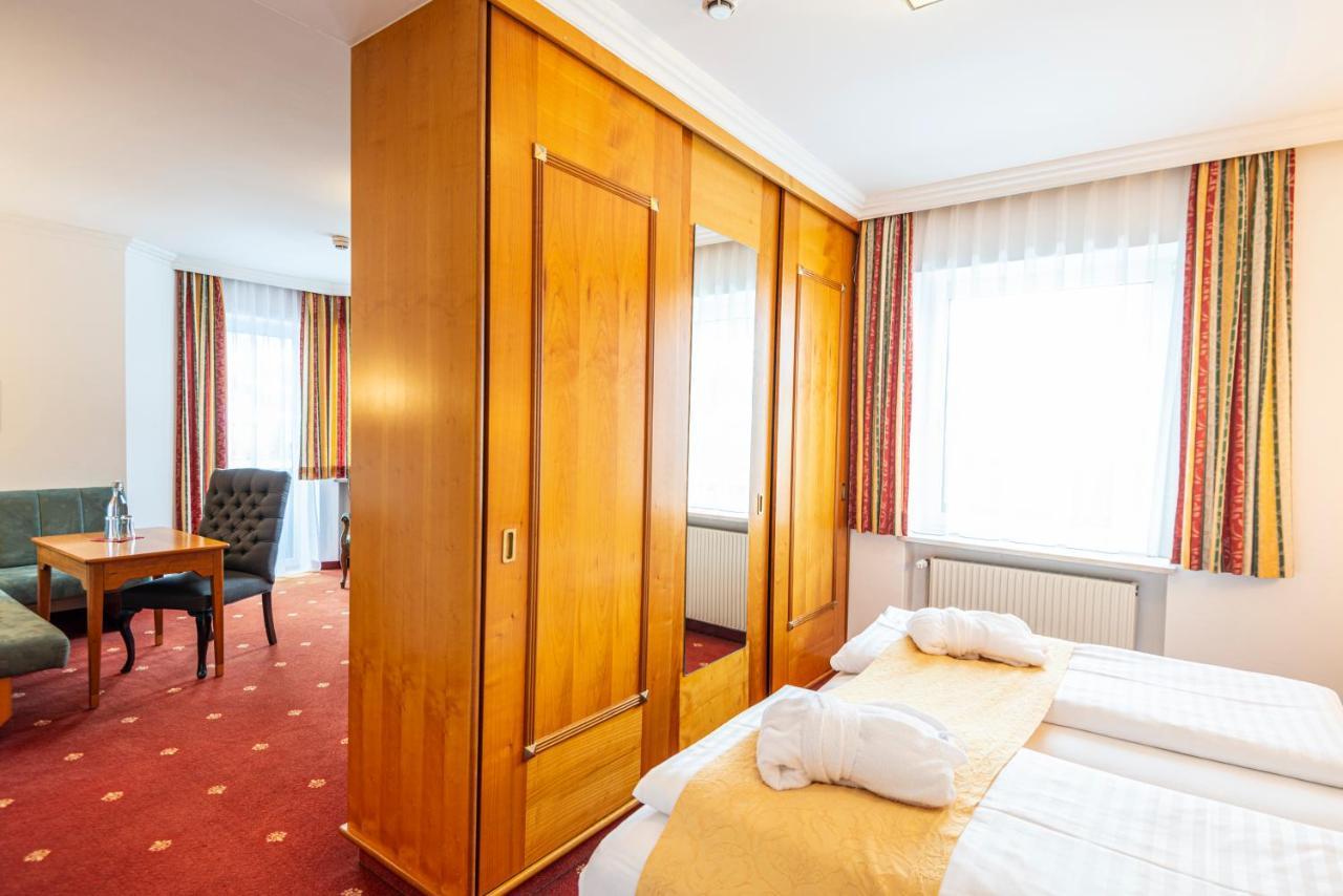 Hotel Germania Gastein - Ganzjaehrig Inklusive Alpentherme Gastein & Sommersaison Inklusive Gasteiner Bergbahnen Bad Hofgastein Bagian luar foto