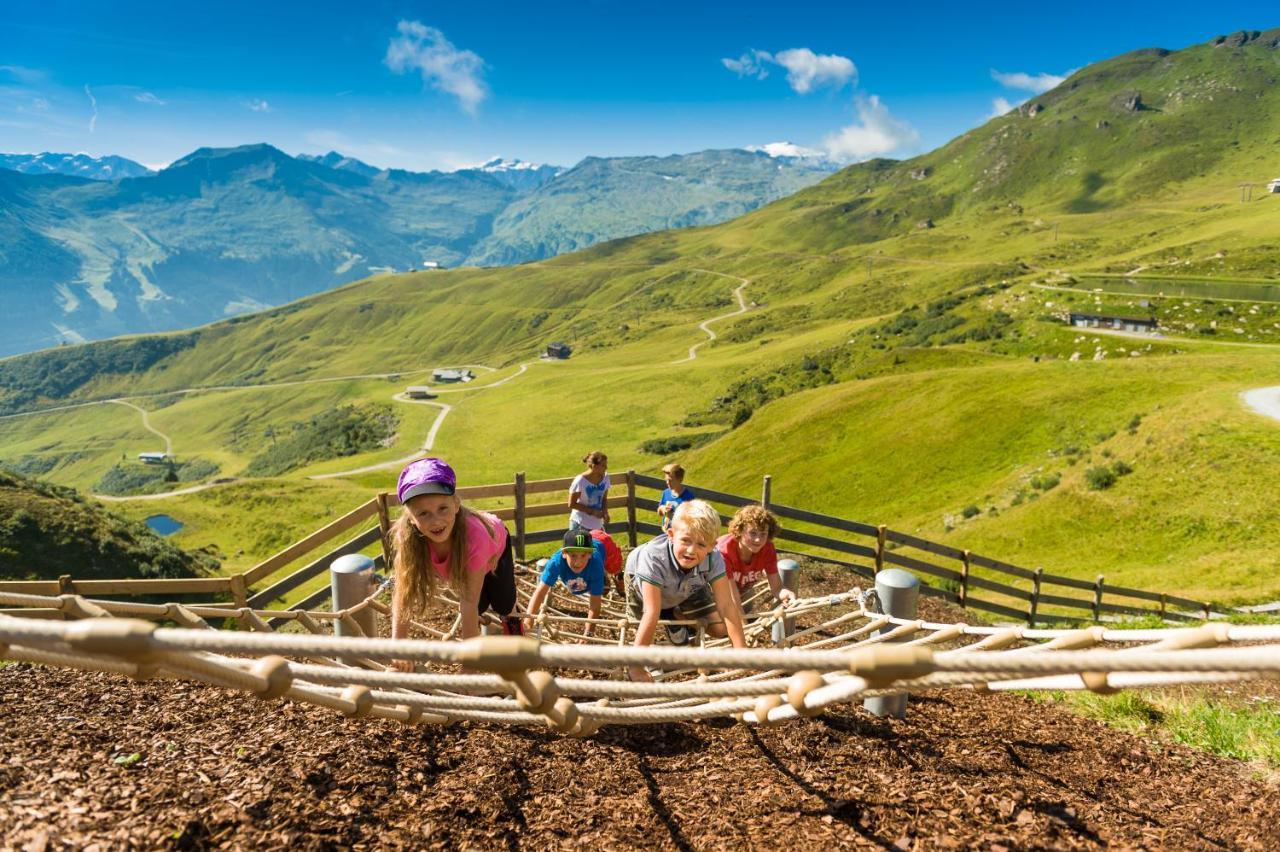 Hotel Germania Gastein - Ganzjaehrig Inklusive Alpentherme Gastein & Sommersaison Inklusive Gasteiner Bergbahnen Bad Hofgastein Bagian luar foto