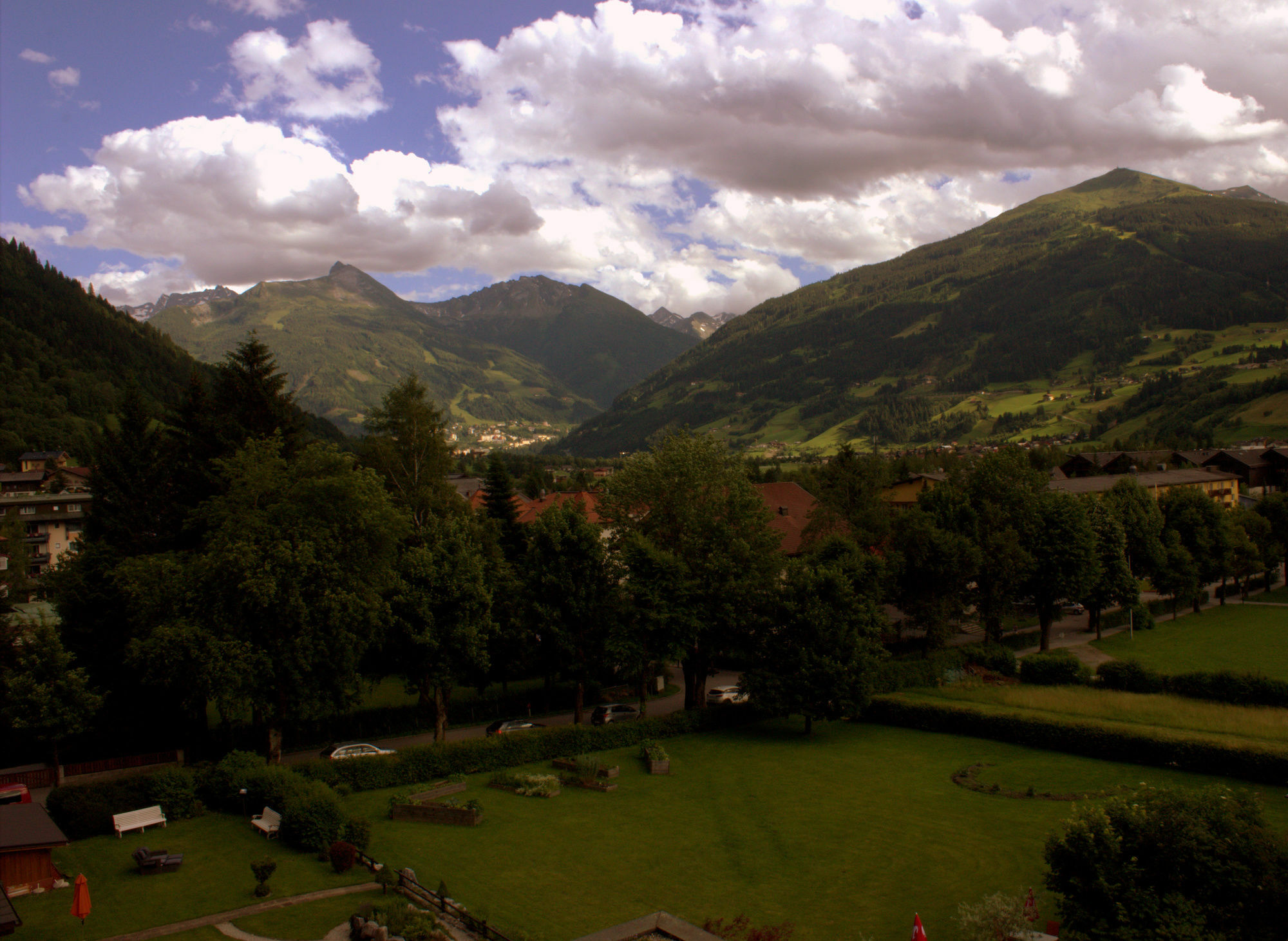 Hotel Germania Gastein - Ganzjahrig Inklusive Alpentherme Gastein & Sommersaison Inklusive Gasteiner Bergbahnen Bad Hofgastein Bagian luar foto